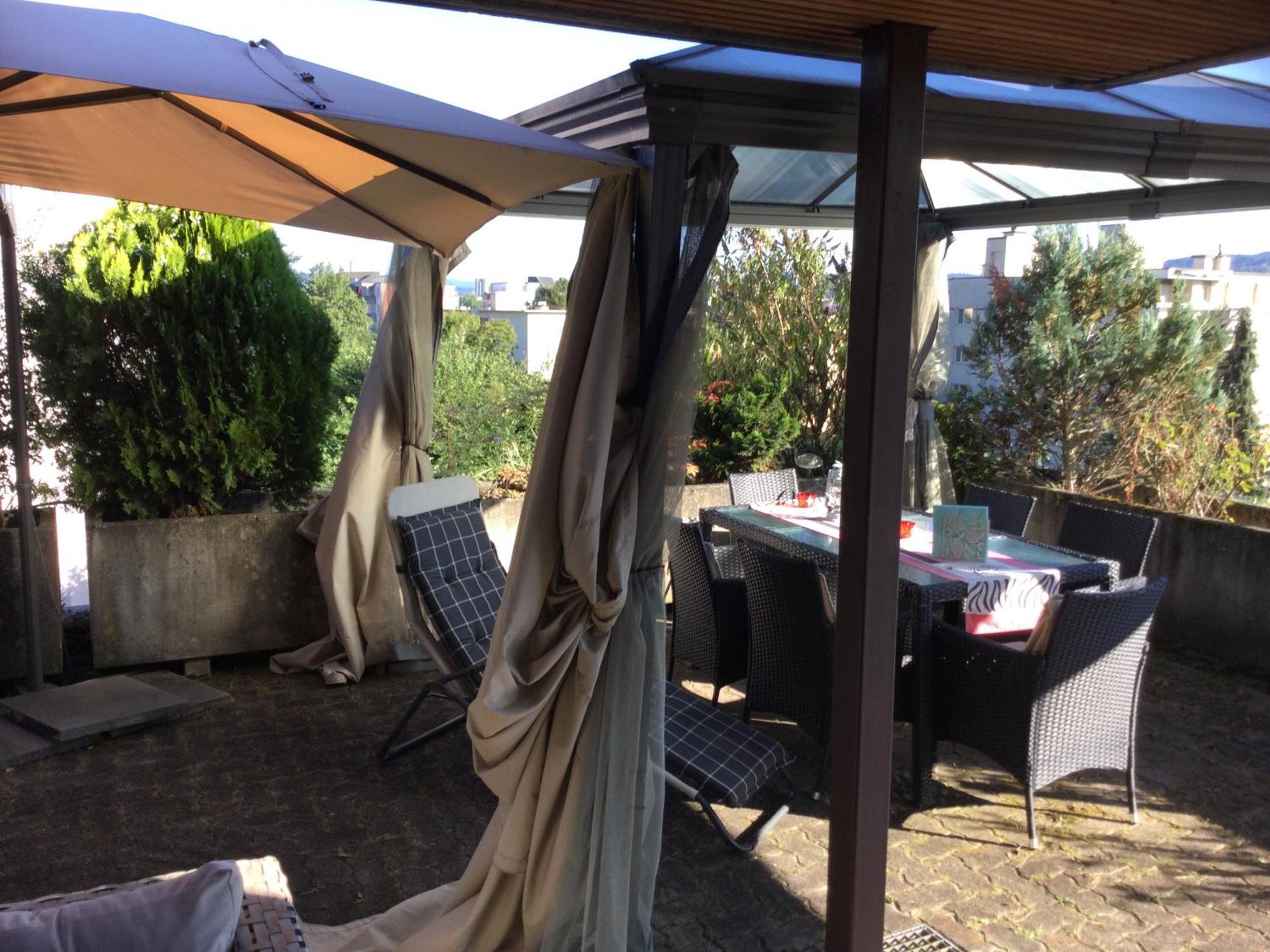 Chambre Spacieuse Et Confortable Avec Ecran Plat Oetwil an Der Limmat Bagian luar foto